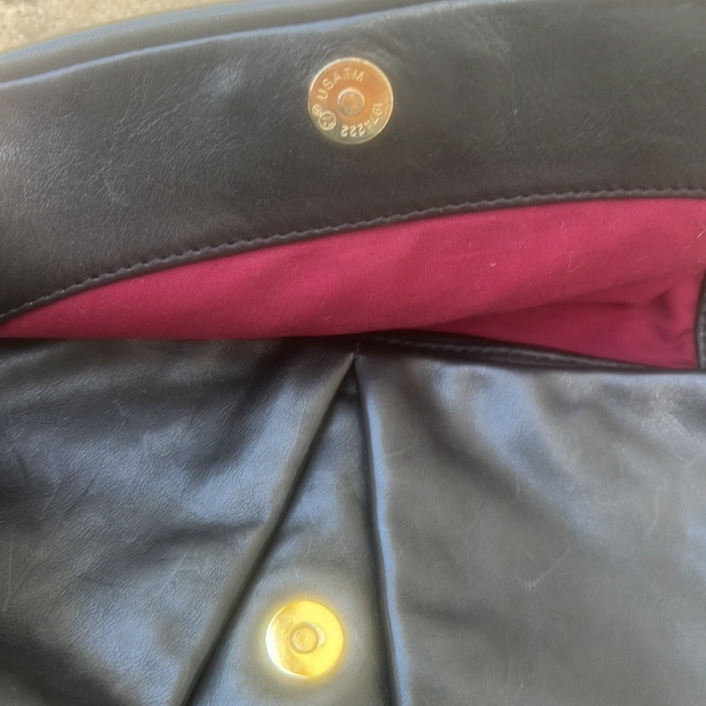 Marc by Marc Jacobs Black Leather Shoulder Purse - Picture 9 of 9